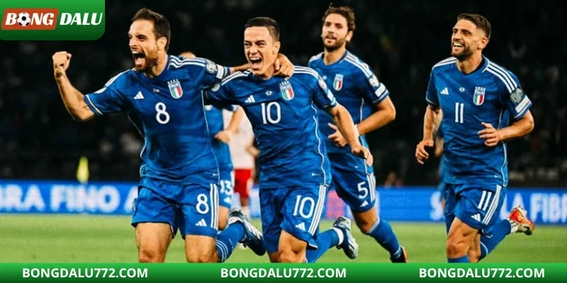 Khán giả cổ vũ cuồng nhiệt trên khán đài ảnh hưởng đến tâm lý cầu thủ